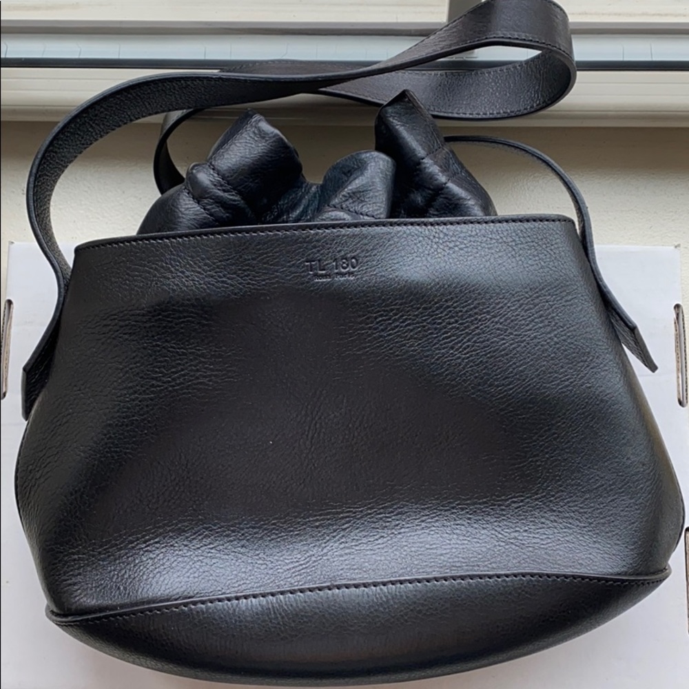 TL 180 Black Leather Shoulder Bag